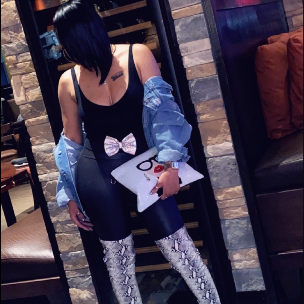 Meet your Posher, Sabrina